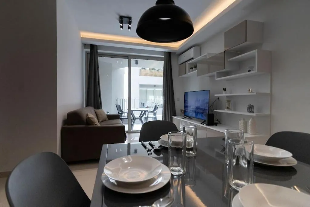 Lovely Modern 1 Bedroom Apartment In San Gwann